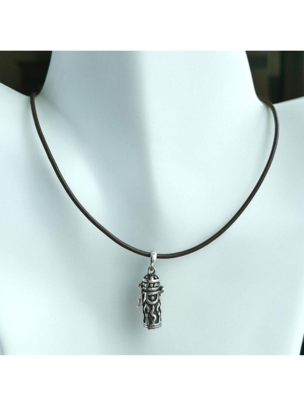 Sterling Silver Ash Box Locket Pendant Keepsake "Candle in the Wind" - Picture 2 of 8